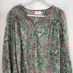 Xirena Emryn Jade Green Floral blouse size small